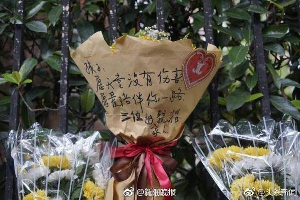 进球大战即将上演？拜仁和巴黎两队本赛季进球相加超过了300个